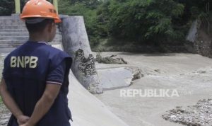Banjir Mengancam Gagal Panen Akibat Pintu Air Jebol
