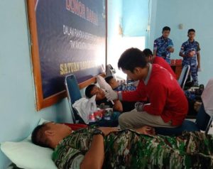 HUT ke-77 Satuan Radar 232 Dumai, Koramil 02 Bukit Kapur Ikuti Kegiatan Donor Darah
