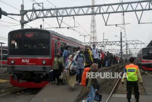KCI Tambah Perjalanan KRL, Waktu Tunggu Penumpang Lebih Singkat