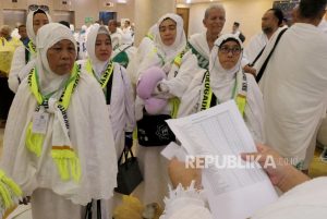 Jamaah Haji Tertunda, bukan Berarti Batal Berangkat