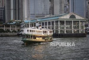 Menengok Wisata Victoria Harbour Hong Kong