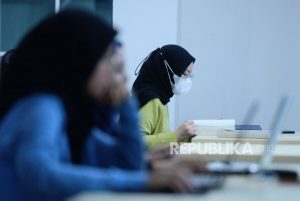 Studi: Membaca Bisa Jadi ‘Superfood’ bagi Perkembangan Otak Remaja