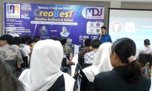 UNM CreaBesT Bekali Siswa Seputar Pemahaman Network Administrator