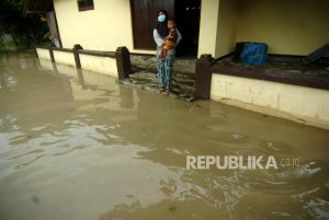Kondisi Terkini Seribuan Orang Terdampak Banjir di Brebes