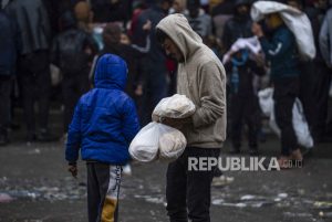 Setelah Satu Bulan Tertahan, Israel Akhirnya Izinkan Tepung Masuk ke Gaza