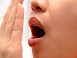 Tips Terhindar dari Bau Mulut saat Puasa Ramadhan