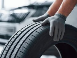 Tips Mudik Aman dengan Ban yang Tepat di Musim Hujan