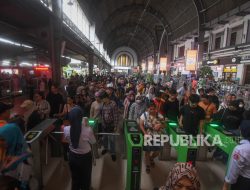 Penumpang KRL Commuterline Meningkat Selama Libur Lebaran
