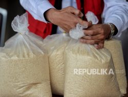 Pemkab Madiun-Baznas Salurkan 4.412 Paket Zakat Fitrah