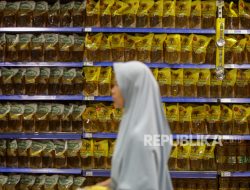 Harga Pangan Senin Fluktuatif, Minyak Goreng Stabil Rp 18.110 per Kilogram