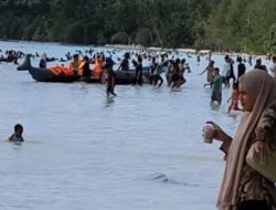 Ribuan Wisatawan Kunjungi Wisata Pantai Ngurbloat Maluku Tenggara