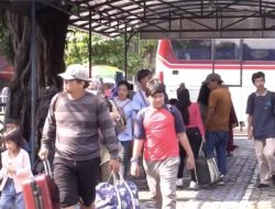 H+3 Lebaran, Terminal Kampung Rambutan Alami Lonjakan Penumpang Arus Balik