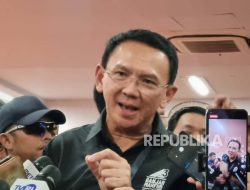 Ahok: Gubernur Jakarta Harus Serahkan Nomor HP-nya ke Warga