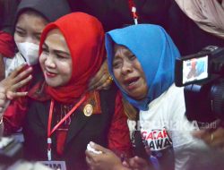 Diputus Bebas, Kartini dan Kuasa Hukum Jemput Pegi ke Polda Jabar