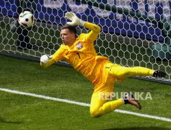 Eks Kiper Juventus dan Arsenal Wojciech Szczesny Umumkan Pensiun