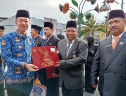 Pimpin Upacara Hari ke-17, Bupati Ingatkan OPD untuk Berikan Pelayanan Terbaik Kepada Masyarakat
