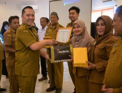 Dibuka Asisten II, Diskominfotiks Rohil Gelar Forum Data Statistik Sektoral dan Sosialisasi Pemanfaatan Big Data
