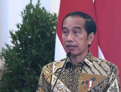 Jokowi Sebut Kelas Menengah Turun Hampir Terjadi di Semua Negara