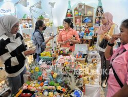 Ekonomi Islam Tawarkan Solusi Akses Pembiayaan UMKM