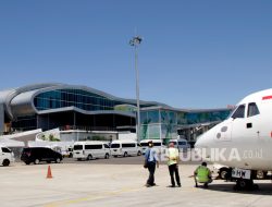 Sempat Ditutup Akibat Erupsi Gunung Lewotobi, Bandara Komodo Kini Dibuka Kembali