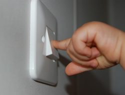 PLN Umumkan Jadwal Pemadaman Listrik Bergilir di Yogyakarta Hari Ini 8 November 2024