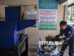 Melihat Proses Pengolahan Sampah Tempat Wisata di Kawasan Cikole