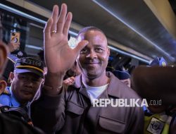 Pelatih Anyar Timnas Patrick Kluivert Tiba di Indonesia