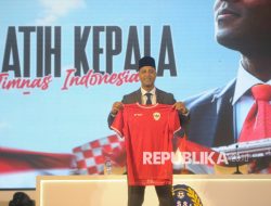 Patrick Kluivert Akui Lebih Suka Formasi 4-3-3