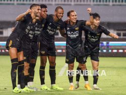 Alex Martins Cetak Brace, Dewa United Tundukkan Arema FC