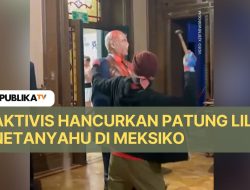 Aktivis Hancurkan Patung Netanyahu di Meksiko