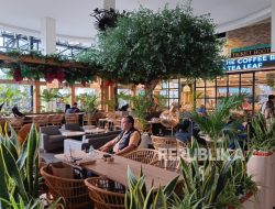 Ngopi di Tengah Sejuk dan Rimbunnya Tanaman, Sekarang Bisa Dinikmati di TSM Bandung