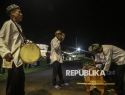 Tabuhan Alat Musik Tradisional Cikamomo Sambut Awal Ramadhan di Ternate