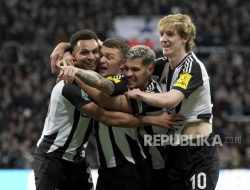 Lolos ke Liga Champions dengan Bantuan Dua Tim, Howe Siap Jalani Musim yang Sibuk Bersama Newcastle