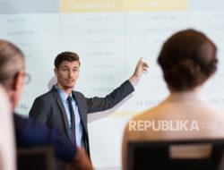 Mahasiswa UBSI dan UNS Tingkatkan Skill Digital Lewat Program Coursera, Gratis!