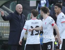 Arne Slot: Liverpool tak Bergantung Hasil Arsenal untuk Juara