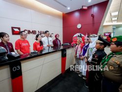 Ratusan Siswa SD di Bandung Ikuti Kegiatan Literasi Keuangan CIMB Niaga Tour De Bank