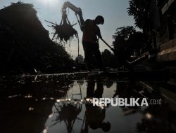 Hujan Petir Diprakirakan Landa Sebagian Jakarta pada Senin Pagi
