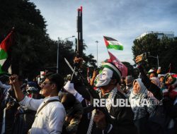 Ratusan Massa Gelar Aksi di Kedubes AS, Kecam Serangan Terbaru Israel ke Gaza