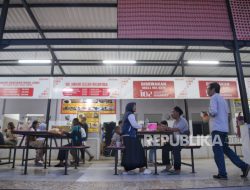 Asyik di Toilet, Pemudik Ketinggalan Bus di Rest Area Tol Cipali