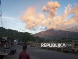 Gunung Lewotobi Laki-laki Kembali Erupsi, Tinggi Kolom Abu Capai 2.000 meter