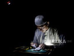 Keutamaan Menuntut Ilmu di Bulan Ramadhan
