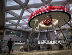 IHSG Naik 5,02 Persen, Analis Imbau Beli Saham ”Undervalued”