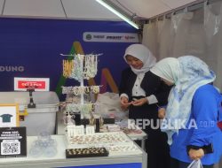 Bermodal Ratusan Ribu, Perajin di Rancaekek Juariyah Jewelry Sukses Berbisnis Aksesories