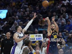 Reko Baru Stephen Curry, Pemain Pertama dengan 4.000 Tripoin di NBA