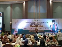 Bersama Gubernur DKI, Pesantren Minhajurrosyidin Santuni Ratusan Yatim Dhuafa
