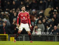 Amorim Sebut Bruno Fernandes Selalu Ada Saat Dibutuhkan MU