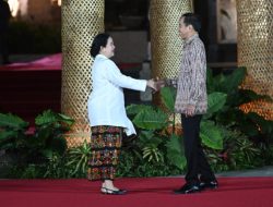 Jokowi dan Puan Satu Meja di Acara Buka Puasa Bersama Partai Nasdem