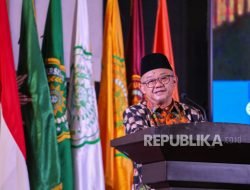 Mendikdasmen: Presiden Minta Kaji Ulang Soal Penjurusan SMA