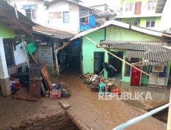 Rumah Zakat Gerak Cepat Bantu Makan Sahur Warga Terdampak Banjir Jakarta