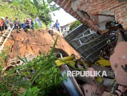 Ratusan Rumah di Brebes Rusak Berat Akibat Bencana Tanah Bergerak